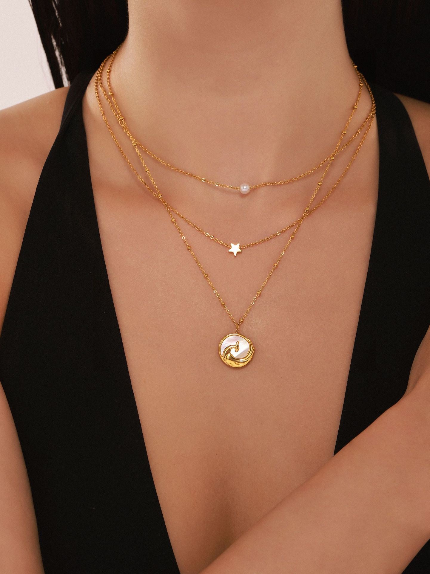 Gyra Pendant Necklace