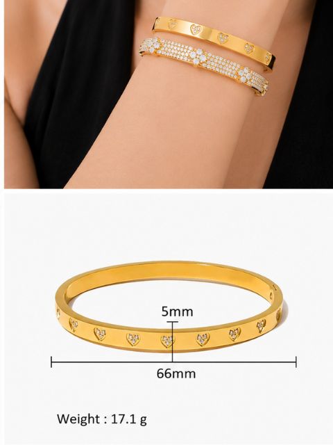 Nova Heart Bangle