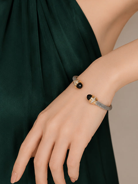 Noir Oracle Cuff