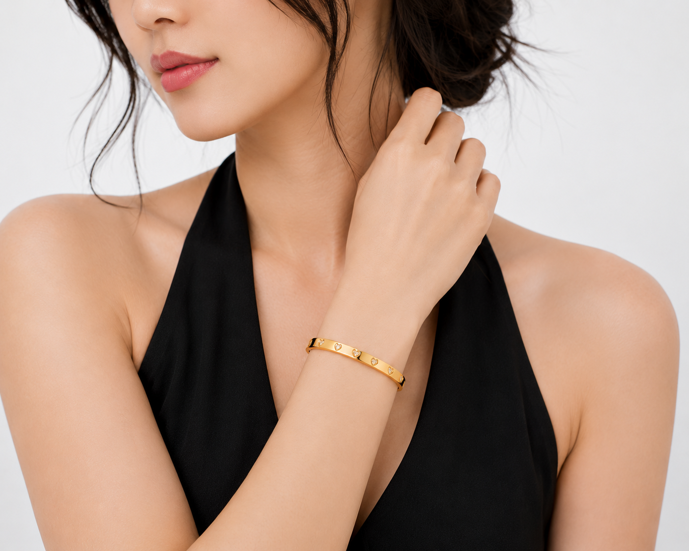 Nova Heart Bangle