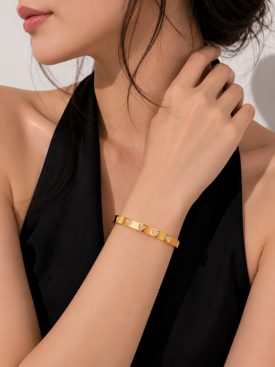 Nova Heart Bangle