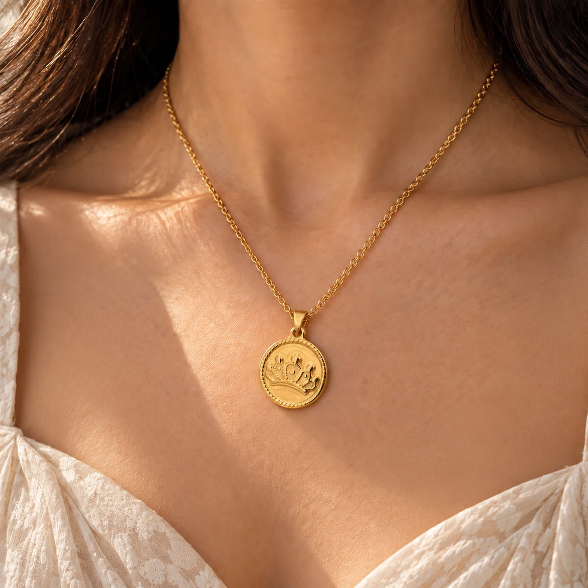 Regal Sol Necklace